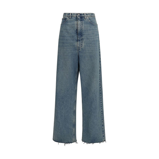Jeans by Maison Margiela for women in denim cotton blue features an sartorial regular-fit & wide and long with a high rise cut for a sartorial finish.