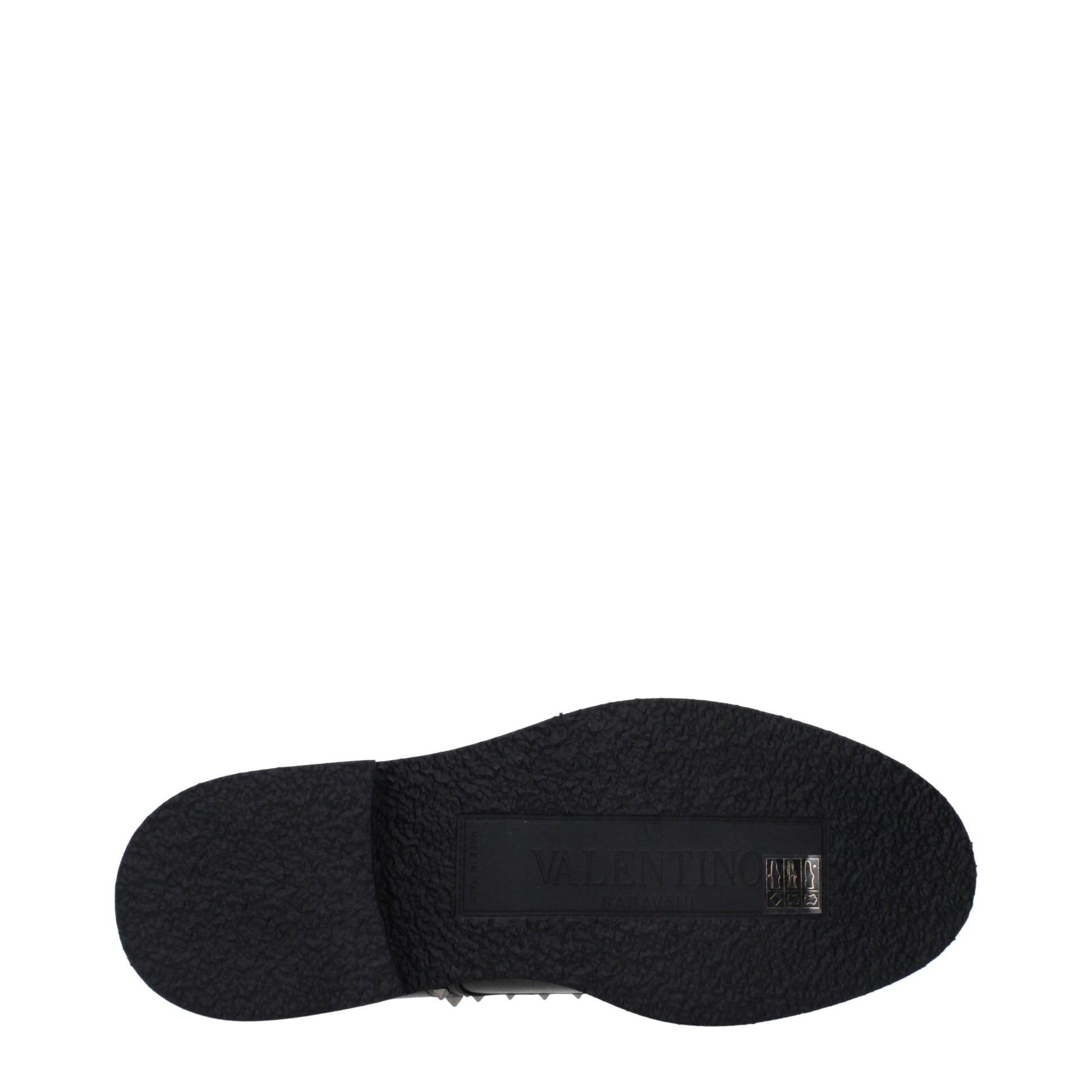 Mid-Heel Lace-Up Shoes by Valentino Garavani for men in leather & rubber black showcases a timeless silhouette from the Men's Leather & Rubber Mid-Heel Lace-Up Shoes collection, featuring a timeless 4-5-cm-heel mid-heel and round toe style for a timeless finish.