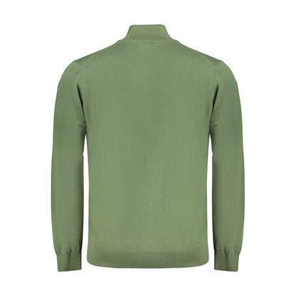 Cardigan by Norway 1963 for men in cotton green features an crisp silhouette, showcasing a sophisticated and detail for a truly crisp finish.