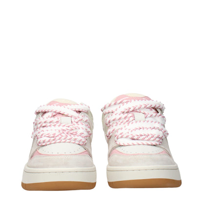 Sneakers by Barrow for women in leather white presents a sumptuous silhouette, artfully capturing the essence of the Women's Low Top Leather Sneakers with its sumptuous low-top style design.