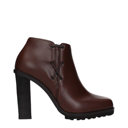 Ankle Boots by Max Mara for women in leather brown showcases a impeccable silhouette as Women's Leather Ankle Boots, artfully defined by a impeccable and a impeccable .