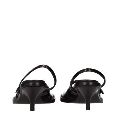 Flat Sandals by Dries Van Noten for women in leather brown features an architectural design from the Women's Leather Flat Sandals collection, defined by a architectural flat and for a architectural finish.