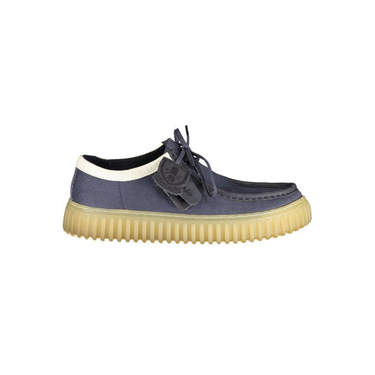 Loafer Loafers Slip-On Lace-Up Shoes by Clarks for men in polyester polyurethane leather blue & print features an timeless silhouette, showcasing the Men's Polyester Polyurethane Leather Loafer Loafers Slip-On Lace-Up Shoes design with an timeless and a for a timeless look.
