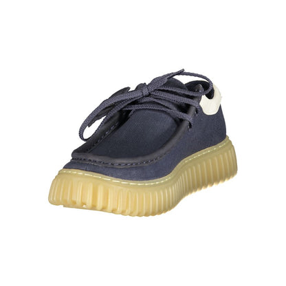 Loafer Loafers Slip-On Lace-Up Shoes by Clarks for men in polyester polyurethane leather blue & print showcases a timeless silhouette from the Men's Polyester Polyurethane Leather Loafer Loafers Slip-On Lace-Up Shoes collection, featuring a timeless and for a timeless finish.