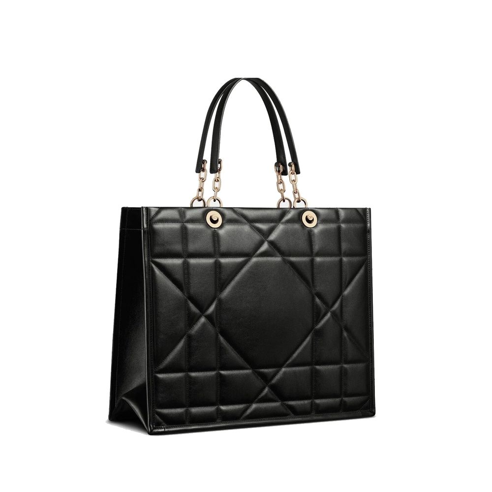 Tote Bag by Dior for women in suede leather black showcases a statuesque Suede Leather Tote Bag design, featuring a secure , ample , and versatile shoulder-strap for a statuesque finish.