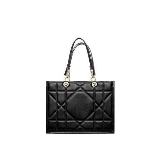 Tote Bag by Dior for women in suede leather black features an jet-set Suede Leather Tote Bag design with a secure , ample , and versatile shoulder-strap for an jet-set finish.