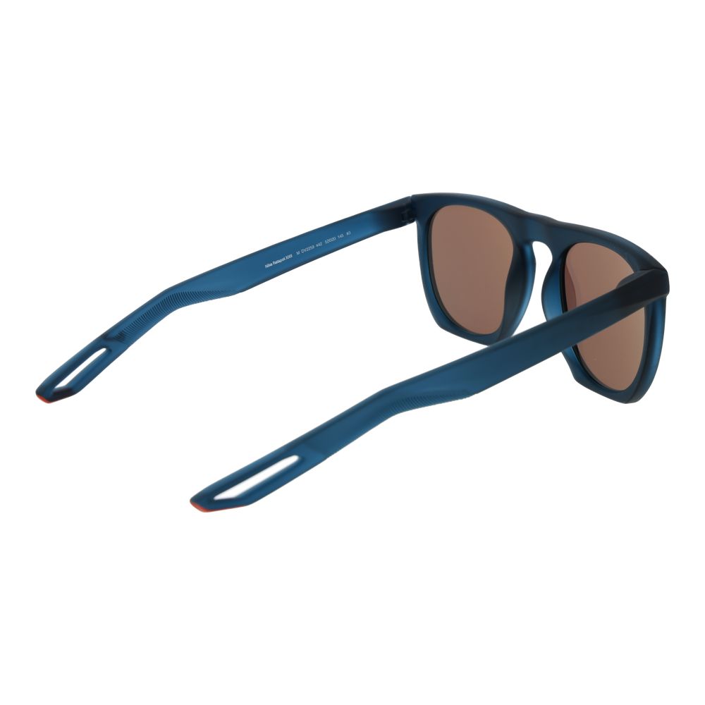 Sunglasses by Nike for unisex in plastic and blue presents a sumptuous silhouette, featuring blue coloured frame and full-rim panto frame design with mirrored category-3-dark-tint lens for a sumptuous look.
