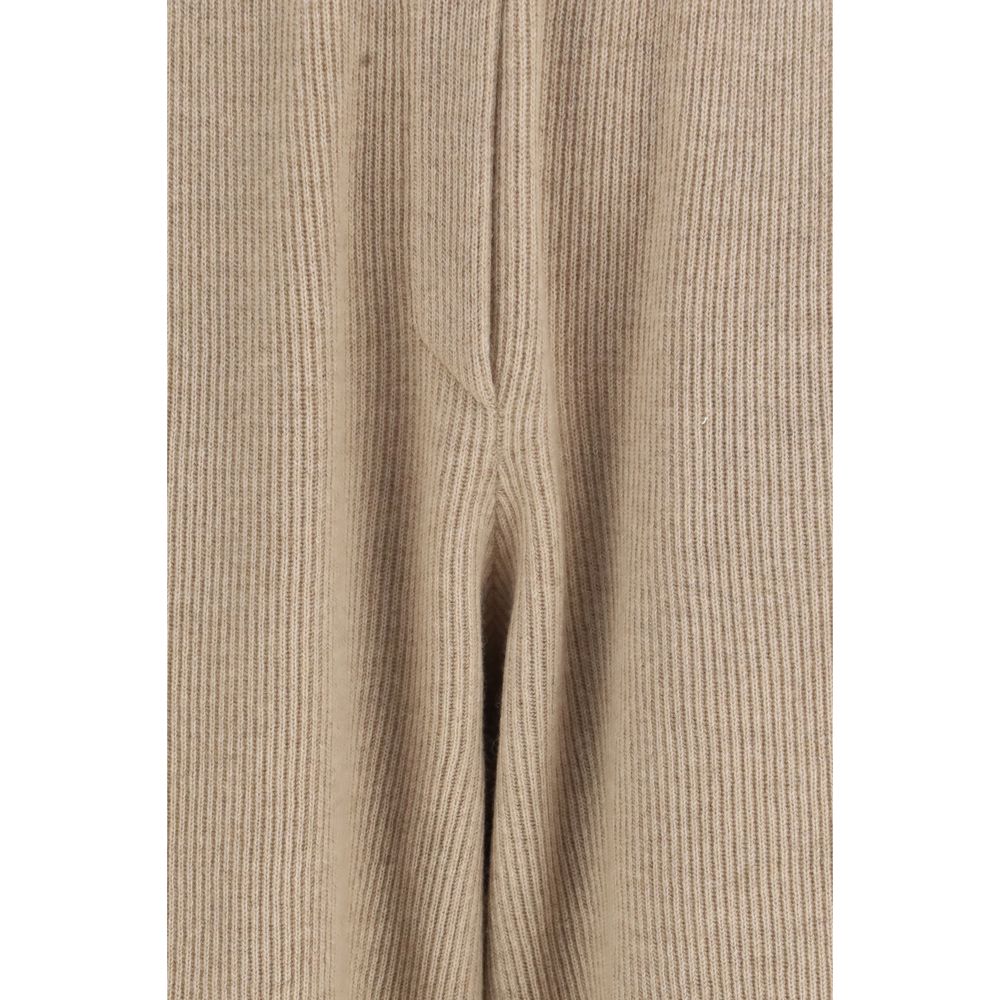 Casual Pants by Brunello Cucinelli for women in cashmere & capra leather beige features an sophisticated and straight, regular-fit & wide with a precise long, creating a sophisticated and sophisticated silhouette.