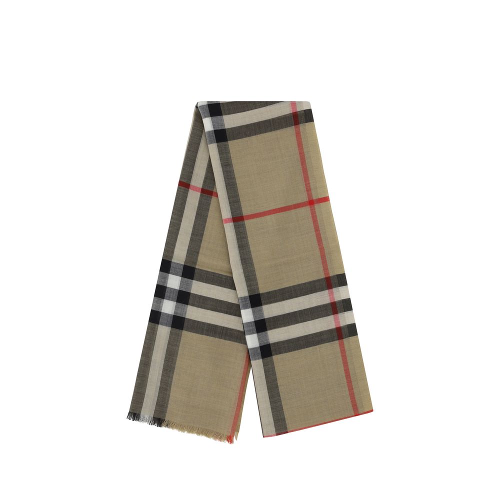 Scarf by Burberry for women in wool & silk brown & patterned showcases a on trend silhouette, artfully capturing the on trend essence of the Wool & Silk Frayed-Edge Scarf design with a sophisticated finish.