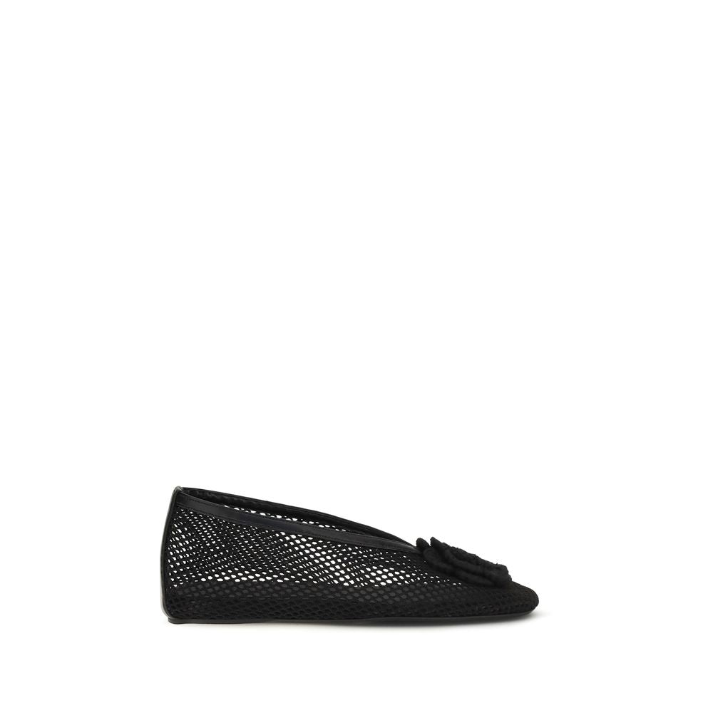 Ballet Flat Shoes by Ganni for women in polyethylene polyurethane & viscose black & floral features an statuesque silhouette from the Crochet Jenny Women's Polyethylene Polyurethane & Viscose Ballet Flat Shoes collection, showcasing a and a statuesque square toe style for a statuesque look.