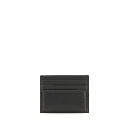 Cardholder Wallet by Givenchy for men in bos taurus calfskin leather black presents a architectural silhouette from the Antigona Bos Taurus Calfskin Leather Cardholder Wallet collection, showcasing architectural card-organization compact-design for a architectural finish.