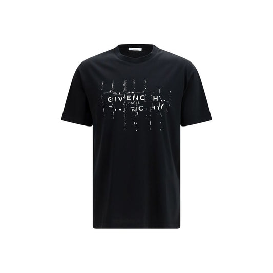 T-Shirt by Givenchy for men in cotton black & print features a plush silhouette, showcasing a sophisticated crew neckline and short-sleeve for a truly plush finish.