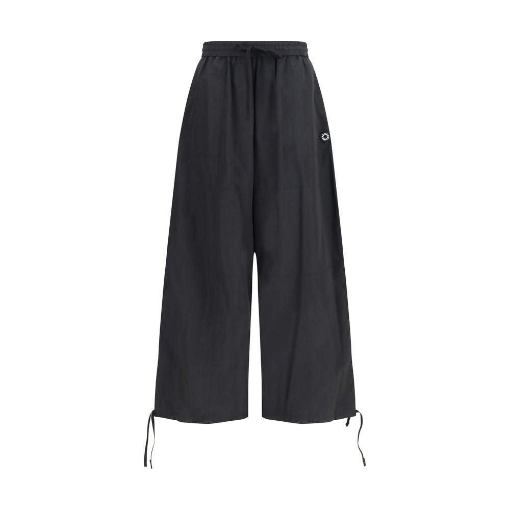 Cargo Pants by Kenzo for women in cotton polyester black & signature presents a on trend silhouette, artfully finished with a on trend relaxed-fit, regular-fit & wide, long, and for a sophisticated look.