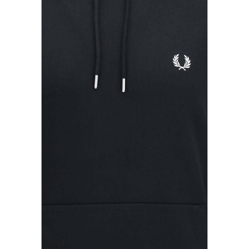 Sweatshirt Hoodie by Fred Perry for men in cotton black, signature & striped features an avant-garde silhouette, showcasing a sophisticated and detail for a truly avant-garde finish.