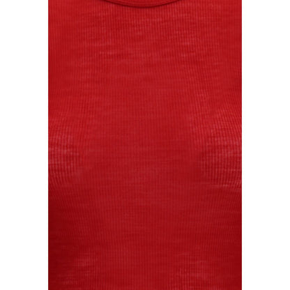 T-Shirt by Versace for women in wool multicolor & signature showcases a dramatic silhouette, elegantly detailed with a dramatic and for a truly dramatic finish.