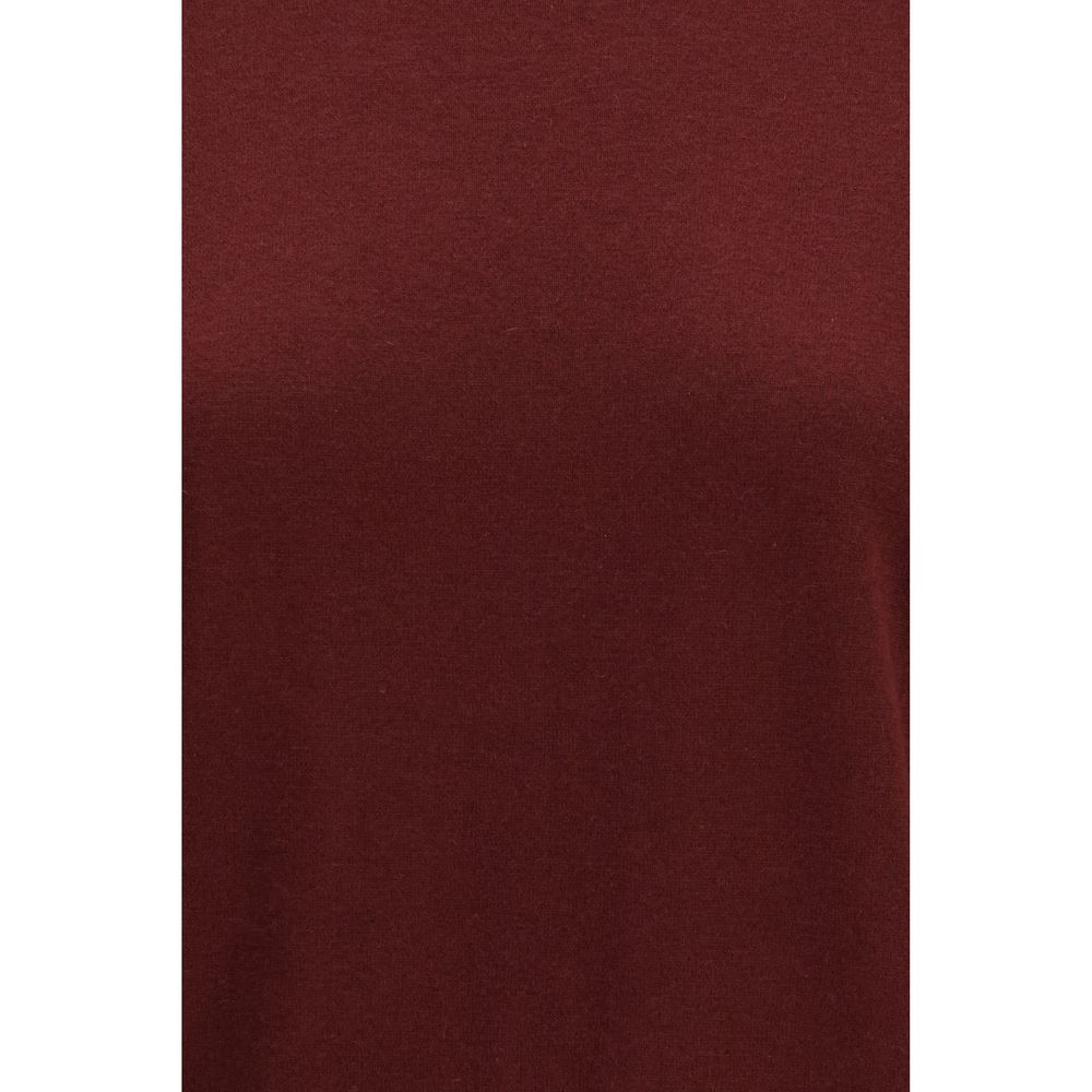 T-Shirt by Max Mara for women in cashmere bordeaux showcases a fashionable silhouette, elegantly detailed with a fashionable and for a sophisticated, high-fashion look.