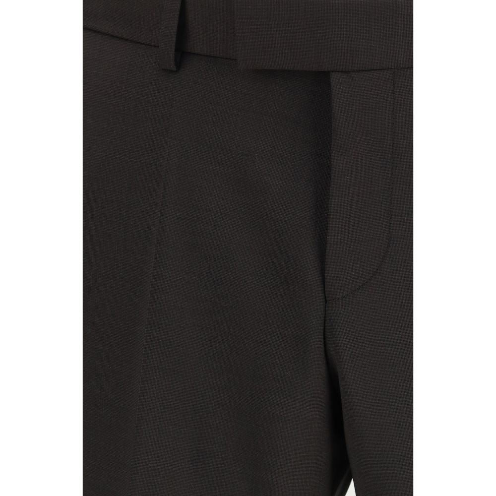 Pant Suit by Hugo Boss Black for men in merino virgin wool black & gray presents a nuanced silhouette, showcasing a nuanced and nuanced straight & regular-fit for an elevated aesthetic.