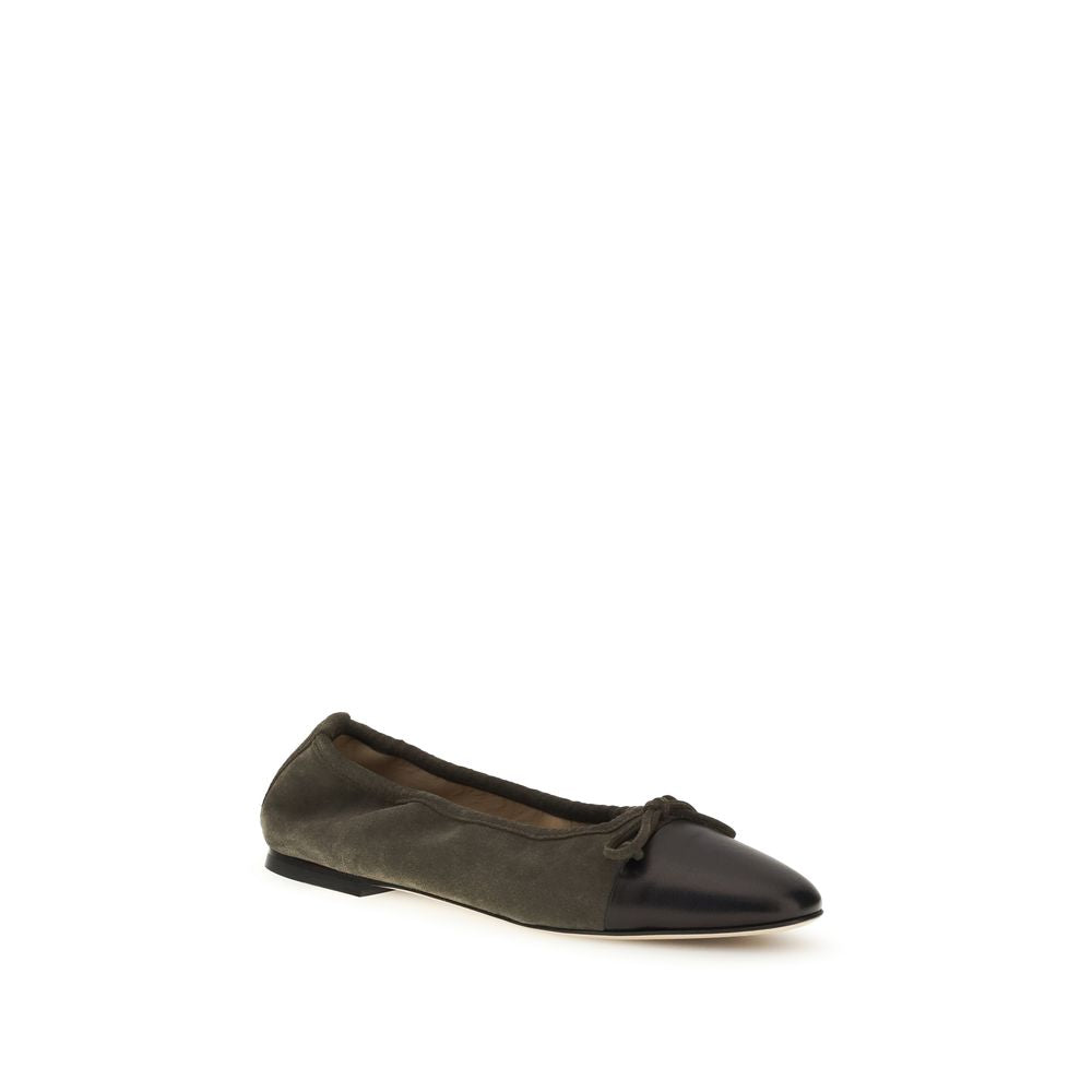 Ballet Flat Shoes by Dear Frances for women in bos taurus calf suede leather bicolour features an captivating silhouette, showcasing the captivating style of the Gala Women's Bos Taurus Calf Suede Leather Ballet Flat Shoes with its distinct and refined almond toe style.