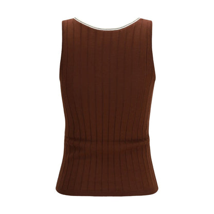 T-Shirt by Brunello Cucinelli for women in cashmere bordeaux showcases a unassuming silhouette, artfully detailed with a refined round neckline and unassuming for a sophisticated, contemporary look.