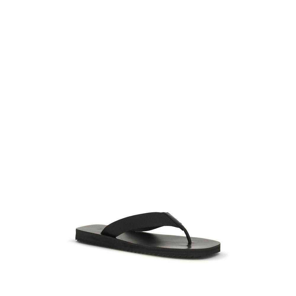 Flat Flip-Flop Thong Sandals by Senso for women in rubber & fabric black presents a sculptural silhouette, showcasing the City Women's Rubber & Fabric Flat Flip-Flop Thong Sandals design with a sculptural flat and for a premium look.