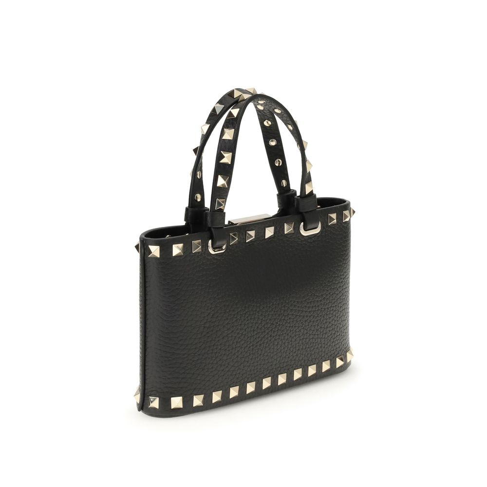 Mini Shoulder Bag by Valentino Garavani for women in bos taurus calfskin leather black & print presents a versatile silhouette, showcasing a secure and versatile with versatile shoulder-strap for a sophisticated look.