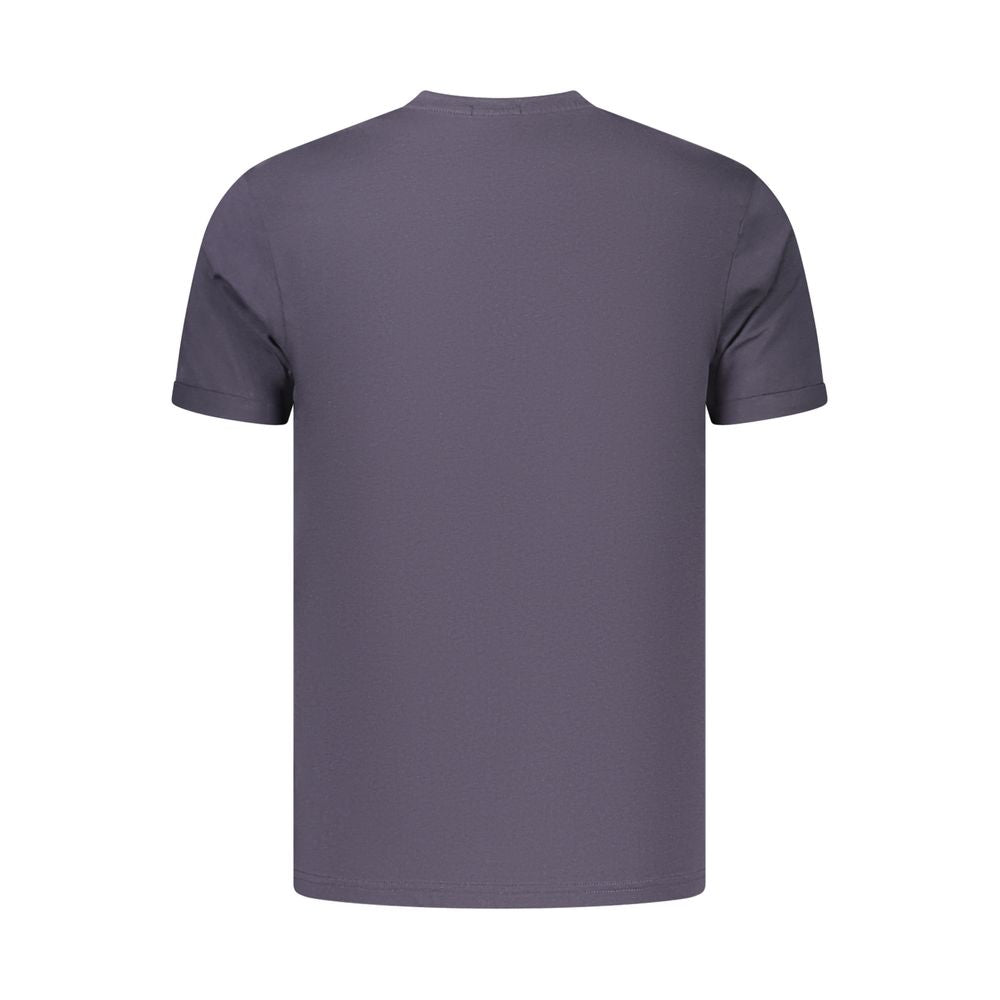 T-Shirt by Coveri Moving for men in cotton blue & print features an on trend silhouette, perfectly showcasing a on trend and crew neckline for an elevated aesthetic.