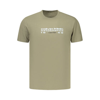 T-Shirt by Calvin Klein for men in cotton green & print features an edgy silhouette, meticulously detailed with a sophisticated and crew neckline for a truly edgy finish.