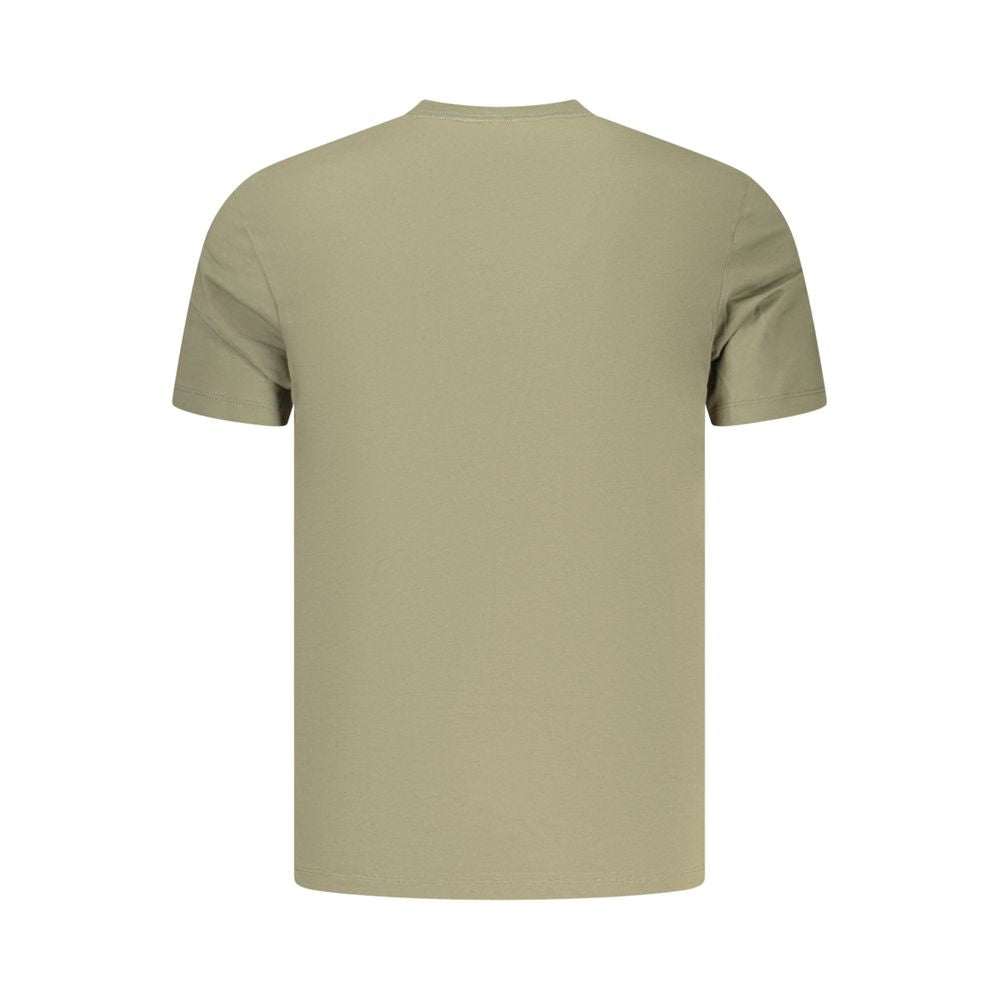 T-Shirt by Calvin Klein for men in cotton green & print features a plush silhouette, showcasing a sophisticated crew neckline and for a truly plush finish.