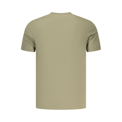 T-Shirt by Calvin Klein for men in cotton green & print features a plush silhouette, showcasing a sophisticated crew neckline and for a truly plush finish.