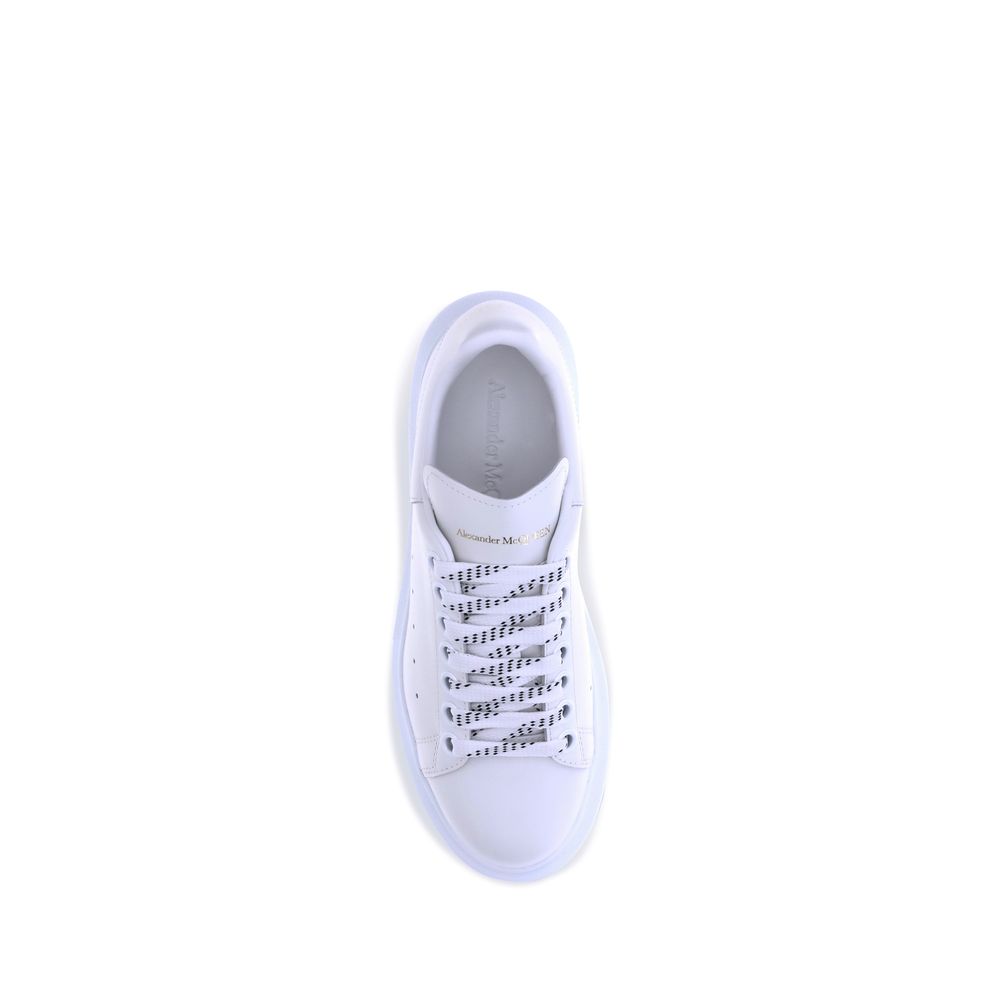 Sneakers by Alexander McQueen for women in bos taurus calf leather white presents a impeccable silhouette as Women's Fashion Bos Taurus Calf Leather Sneakers, expertly defined by a impeccable fashion style for a impeccable, high-fashion look.