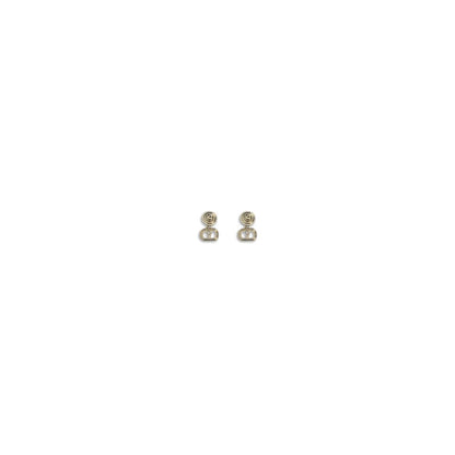Earrings by Valentino Garavani for women in bos taurus calf leather bicolour showcases a enchanting silhouette, artfully incorporating the intricate seen in the Women's Brass Earrings.