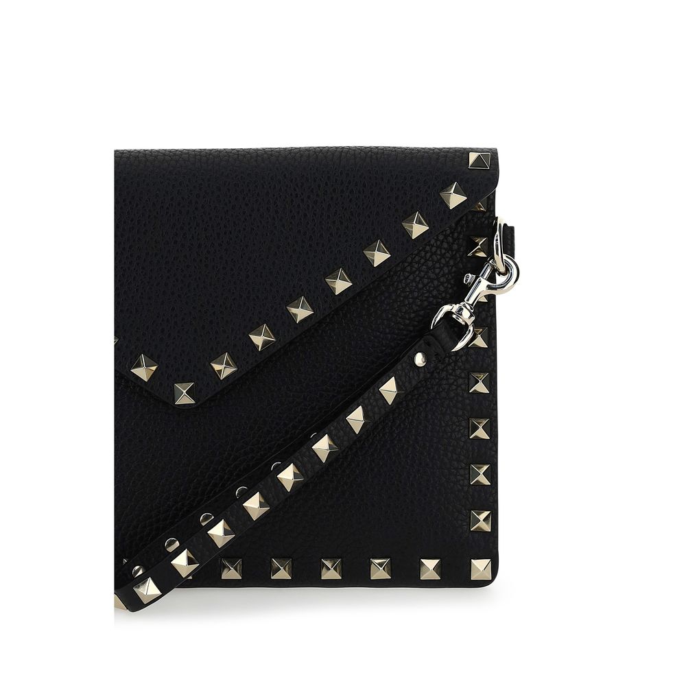 Cardholder Wallet by Valentino Garavani for women in bos taurus calfskin leather black & signature presents a refined silhouette, artfully capturing the essence of the Rockstud Bos Taurus Calfskin Leather Cardholder Wallet design with sophisticated card-organization compact-design for a refined look.