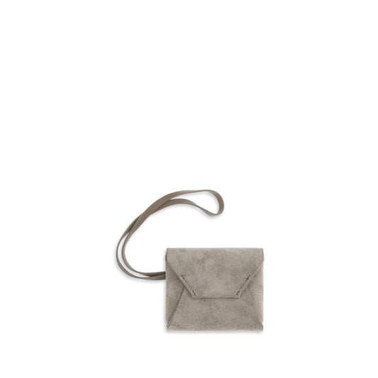 This Keychain by Brunello Cucinelli for women in bos taurus calf leather and gray showcases a couture-inspired aesthetic, meticulously highlighting the and with a finish.