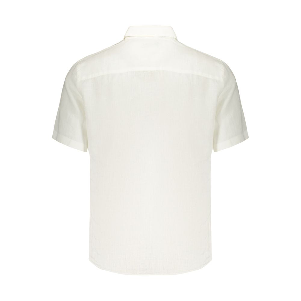 Shirt by North Sails for men in linen white showcases a sleek silhouette, elegantly detailed with a sleek spread-collar neckline and for a sleek finish.