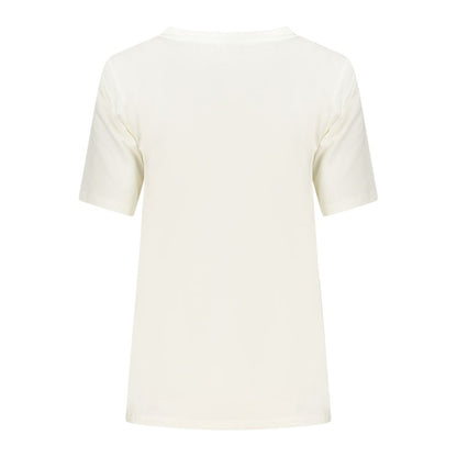 T-Shirt by North Sails for women in cotton white & print showcases a dramatic silhouette, elegantly detailed with a dramatic and for a truly dramatic finish.