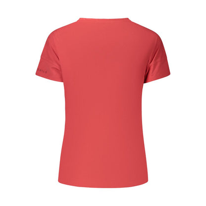 T-Shirt by North Sails for women in cotton red & print showcases a chic silhouette, artfully detailed with a chic crew neckline and for a chic finish.