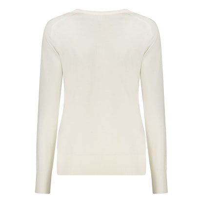 Polo Shirt by North Sails for women in cotton white showcases a enviable silhouette, featuring a refined v-neck neckline and for a enviable finish.