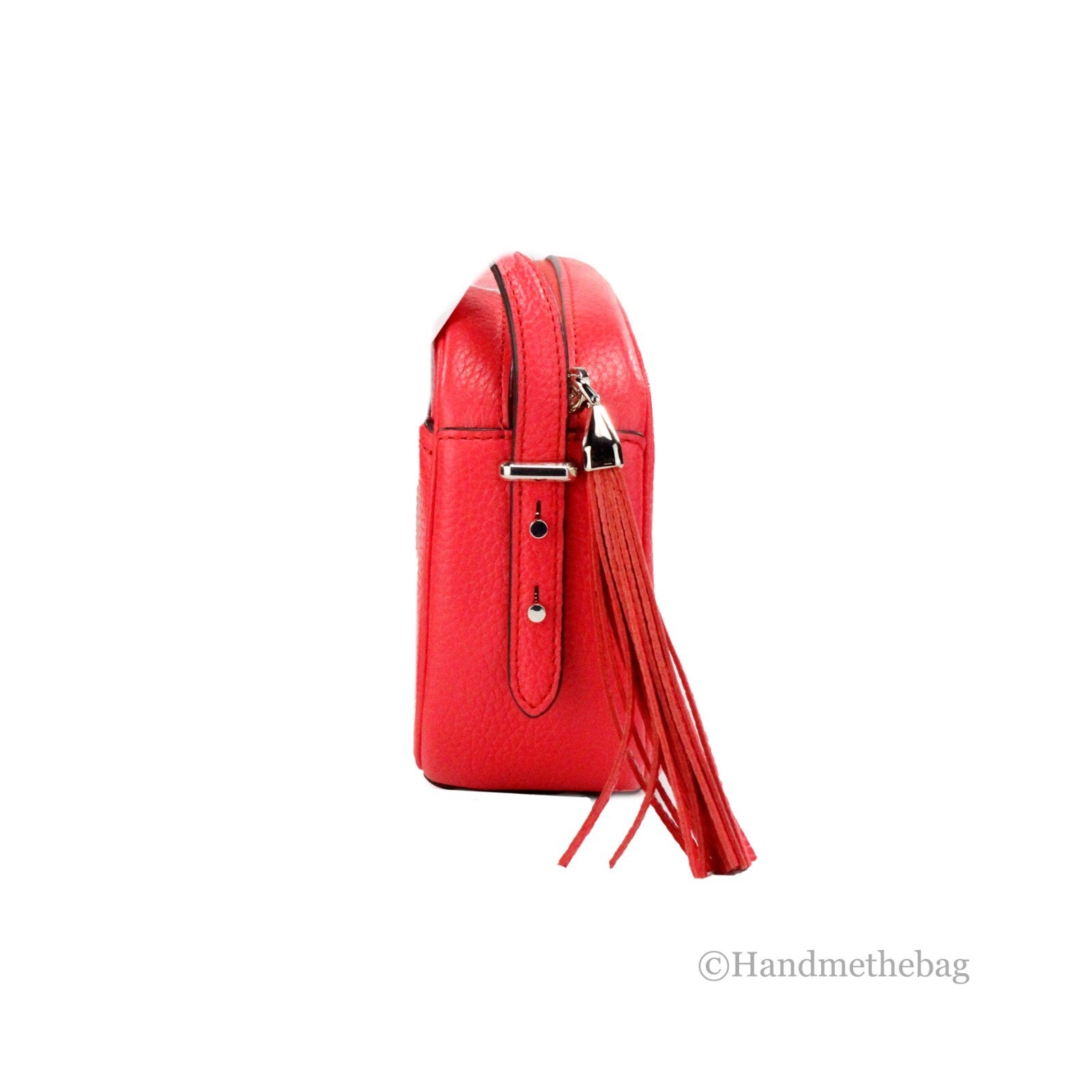 Small Travel Camera Crossbody Handbag by Kate Spade for women in pebbled leather beige, gold & pink features a transformative elegance silhouette, showcasing a secure zipper, organized , and versatile crossbody-strap & adjustable-strap for a transformative elegance look.