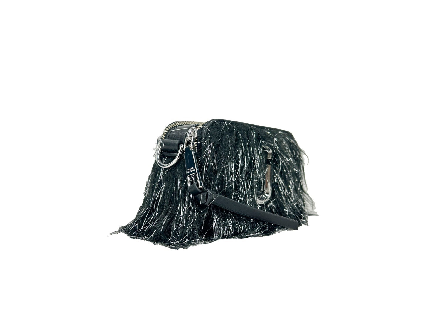 Small 2-in-1 Shoulder & Crossbody Travel Handbag by Marc Jacobs for women in leather & fur black & silver features an multi-faceted design with a secure zipper & magnetic, ample , and versatile crossbody-strap, shoulder-strap, adjustable-strap & detachable-strap for a multi-faceted finish.