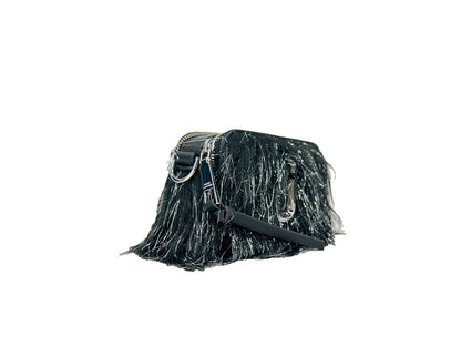 Small 2-in-1 Shoulder & Crossbody Travel Handbag by Marc Jacobs for women in leather & fur black & silver features an multi-faceted design with a secure zipper & magnetic, ample , and versatile crossbody-strap, shoulder-strap, adjustable-strap & detachable-strap for a multi-faceted finish.