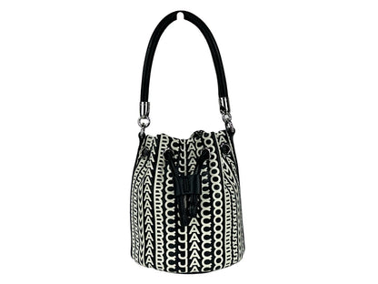 Mini Crossbody Bucket Handbag by Marc Jacobs for women in leather silver & monogram showcases a versatile sophistication silhouette, featuring a secure drawstring, versatile sophistication , and versatile crossbody-strap, adjustable-strap & detachable-strap for a versatile sophistication finish.