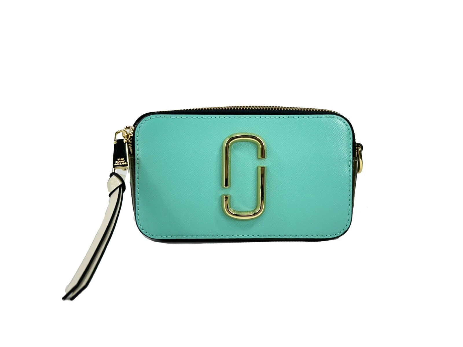 Small Crossbody Evening Handbag by Marc Jacobs for women in canvas gold & patterned features an multi-faceted design with a secure zipper, ample , and versatile crossbody-strap, adjustable-strap & detachable-strap for a multi-faceted finish.