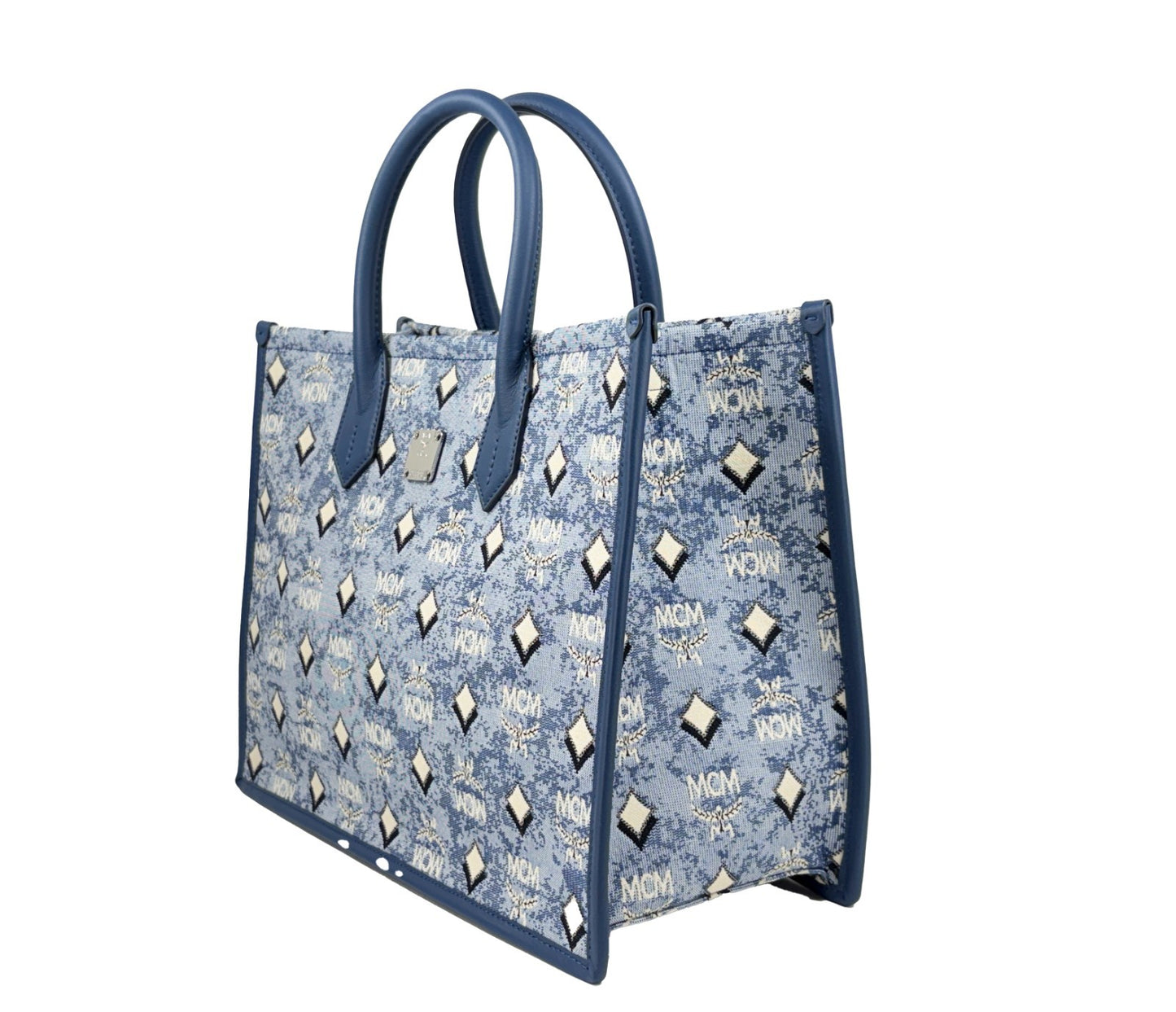 Tote Bag by MCM for women in cotton polyester canvas blue, silver, signature-print & print features an jet-set Aren Cotton Polyester Canvas Tote Bag design with a secure , ample , and versatile for an jet-set finish.