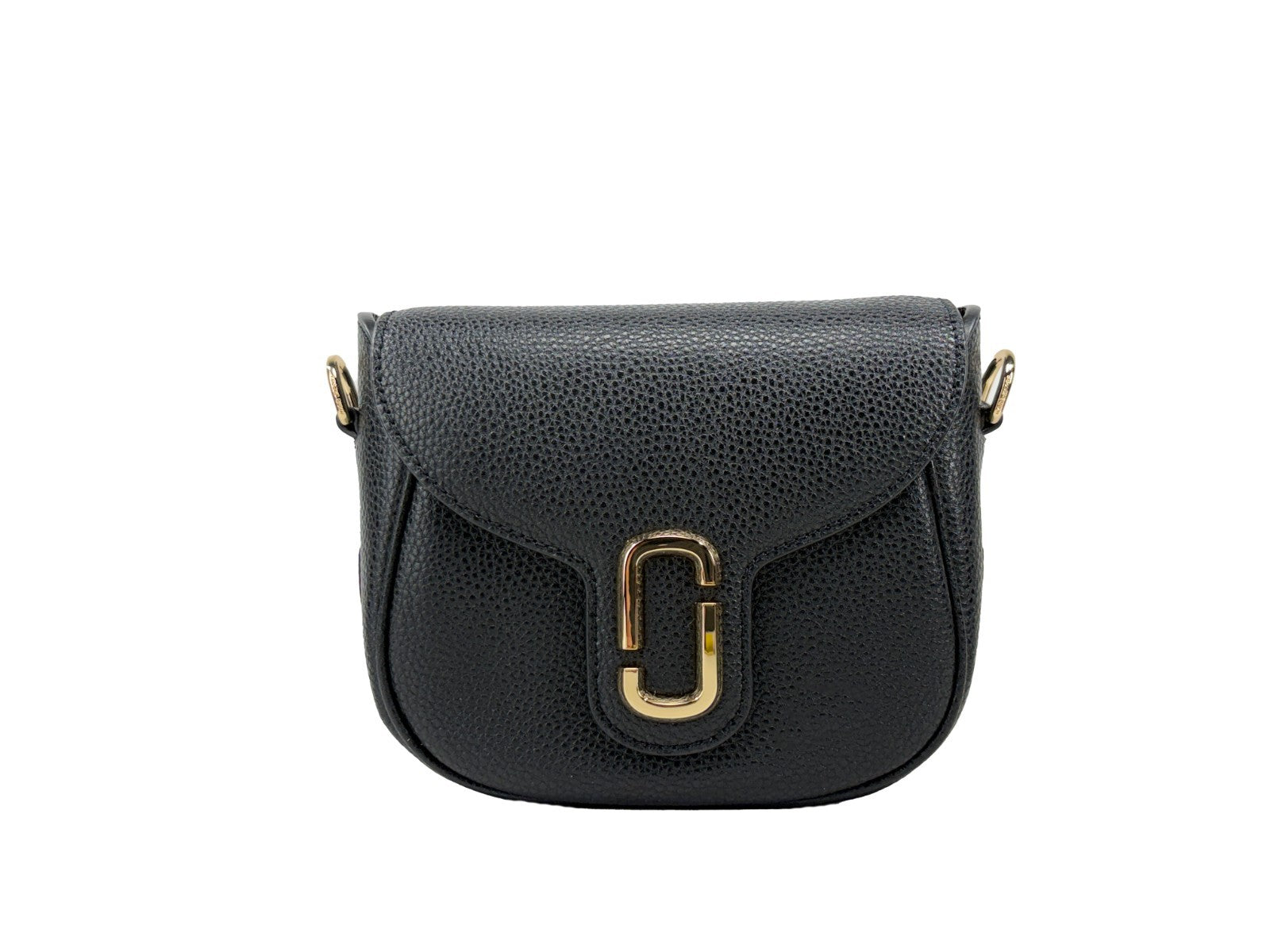 Crossbody Saddle Handbag by Marc Jacobs for women in pebbled leather black & gold features a transformative elegance silhouette, showcasing a secure , organized , and versatile crossbody-strap, adjustable-strap & detachable-strap for a transformative elegance look.