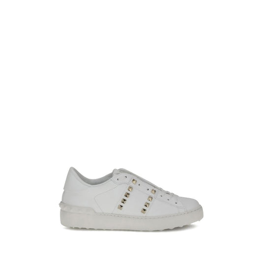 Sneakers by Valentino Garavani for women in bos taurus calfskin leather white features an timeless silhouette from the Rockstud Women's Fashion Bos Taurus Calfskin Leather Sneakers collection, showcasing a signature fashion style with an timeless finish.