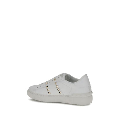 Sneakers by Valentino Garavani for women in bos taurus calfskin leather white features a chic design, perfectly showcasing the chic fashion style of this Rockstud Women's Fashion Bos Taurus Calfskin Leather Sneakers.