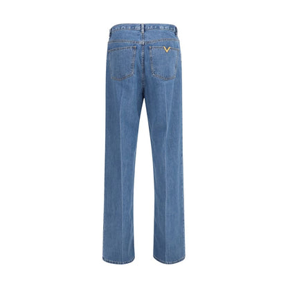 Jeans by Valentino Garavani for men in denim cotton blue features a polished silhouette with a polished straight-leg & regular-fit, reaching a polished long and finished with a polished .