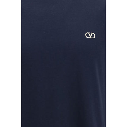 T-Shirt by Valentino Garavani for men in cotton blue & signature showcases a unassuming silhouette, artfully detailed with a refined crew neckline and unassuming for a sophisticated, contemporary look.
