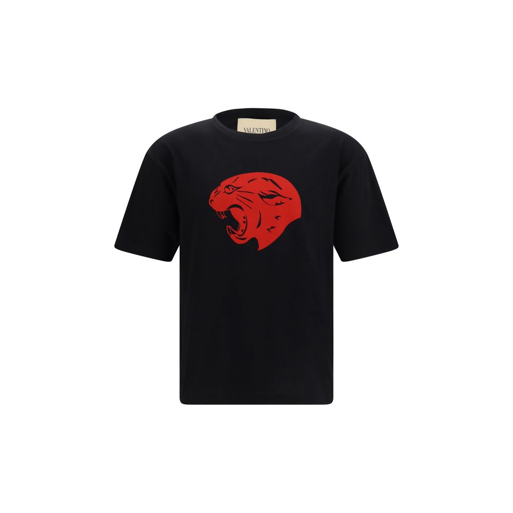 T-Shirt by Valentino Garavani for men in cotton black, signature & print features a plush silhouette, showcasing a sophisticated round neckline and short-sleeve for a truly plush finish.