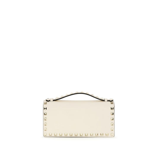 Cardholder Wallet by Valentino Garavani for women in bos taurus calf leather beige & signature presents a architectural silhouette from the Rockstud Bos Taurus Calf Leather Cardholder Wallet collection, showcasing architectural card-organization chain for a architectural finish.